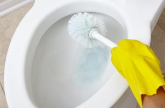 How to keep toilet bowl clean without scrubbing